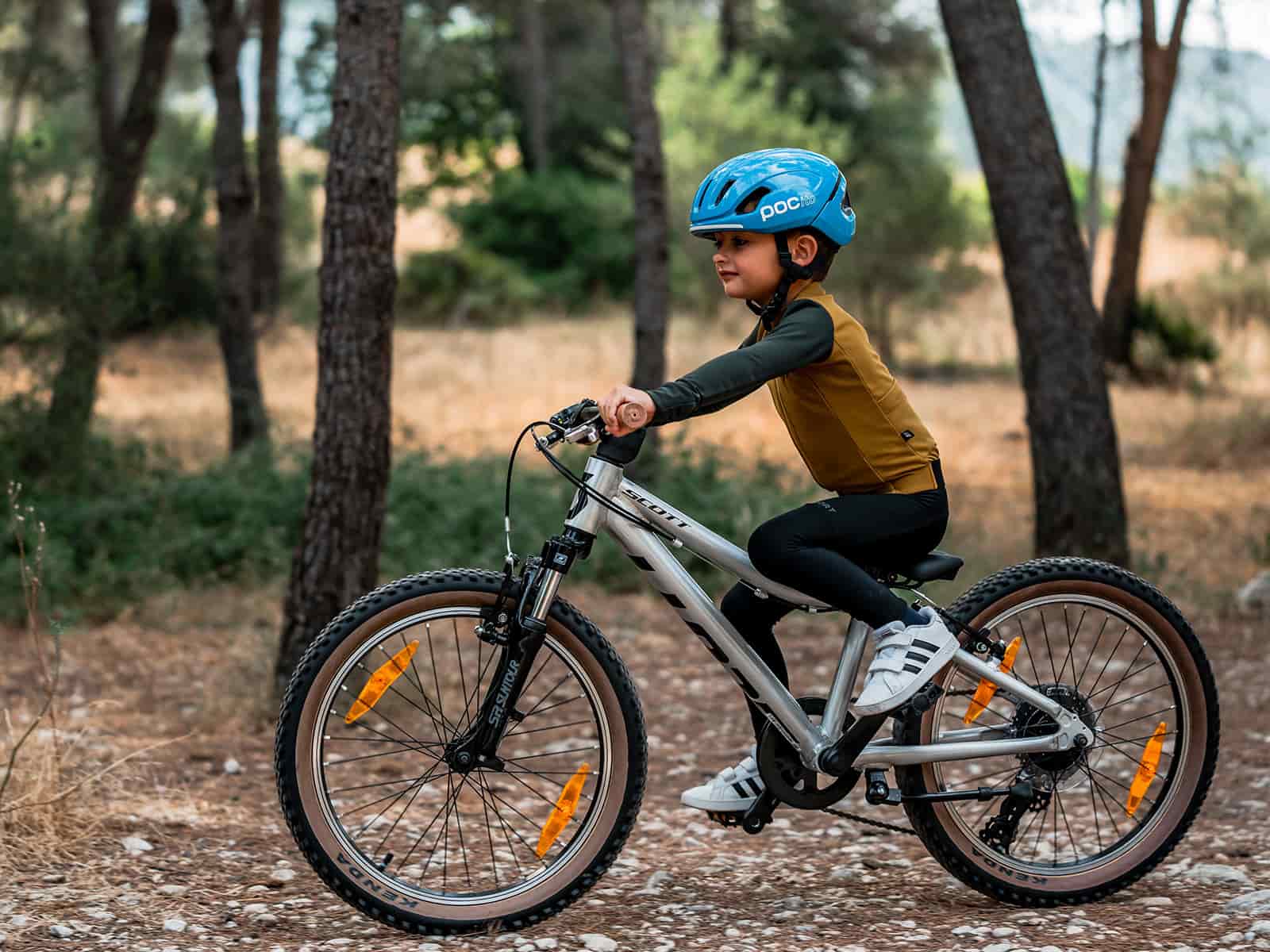 Ropa de ciclismo para niño y niña